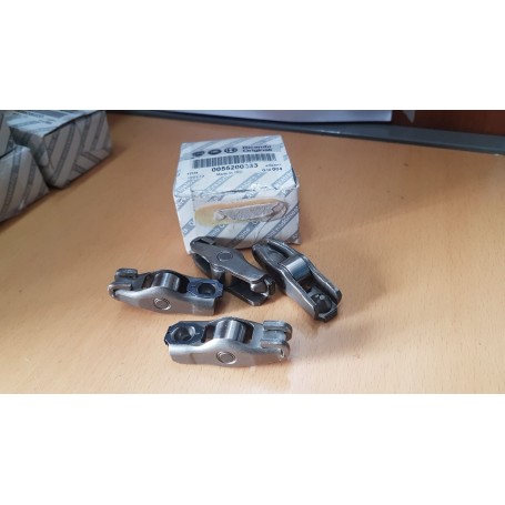 KIT 4 PEZZI BILANCIERE 147/156/159/STILO/CROMA/BRAVO/ASTRA/VECTRA 1.9 MJTD CDTI CASSA 169/A
