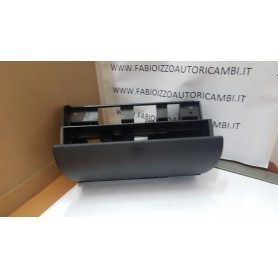 PORTACENERE ANTERIORE ALFA 145 dal 94 - 146 dal 95 - 112846061 - CASSA 184/A