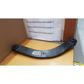 BRACCIO SOSPENSIONE POSTERIORE DESTRO E SINISTRO FIAT CROMA (194) 