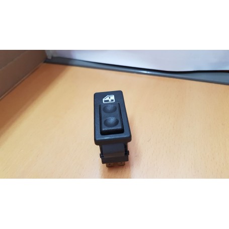 PULSANTE ALZAVETRO FIAT CINQUECENTO DAL 1992 IN POI CASSA 186/A