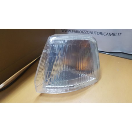 FANALE FRECCIA ANTERIORE SINISTRO PEUGEOT 106 DAL 1991 AL 1996 SCAFF.FARI PIAN.31