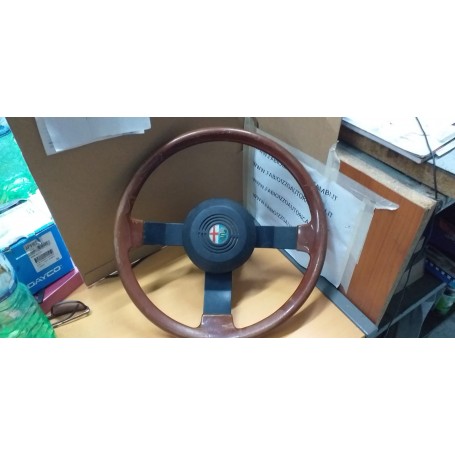 VOLANTE USATO PER ALFA ROMEO ANNI 80 CASSA 192/A