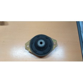 SUPPORTO MOTORE POSTERIORE FIAT CROMA - LANCIA THEMA - ALFA 164 FIAT 82427182 CASSA 194/A