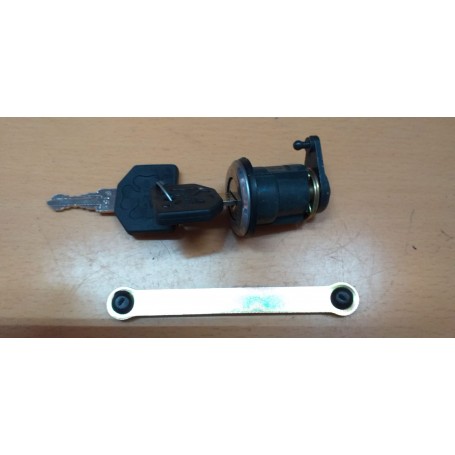 BLOCCHETTO CHIUSURA PORTA ANTERIORE SINISTRA ALFA 33 - ALFA 90 CASSA 195/A