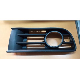 GRIGLIA PARAURTI ANTERIORE DX VOLKSWAGEN POLI DAL 2001 AL 2005 CASSA 182/A