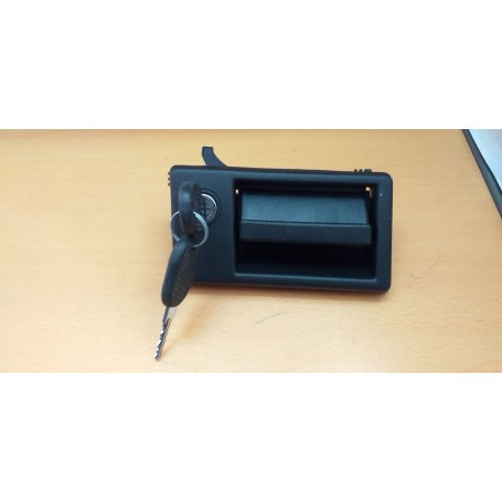 MANIGLIA ESTERNA DESTRA FIAT CINQUECENTO CON CHIAVE CASSA 182/A