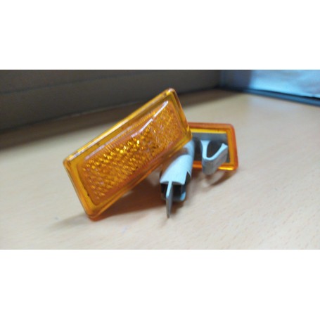 COPPIA LUCCIOLE FRECCE LATERALI FIAT RITMO PRIMA SERIE CASSA 199/A