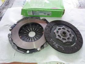 KIT FRIZIONE 2 PEZZI ALFA ROMEO 147 1.9 JTD 85KW 115CV