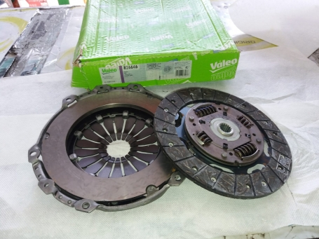 KIT FRIZIONE 2 PEZZI FORD FIESTA 1.8 TD - DI DAL 1998