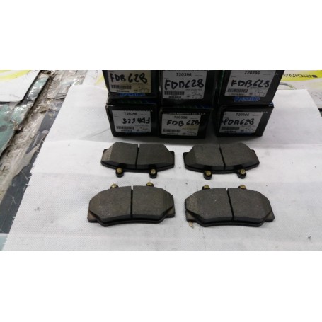 PASTIGLIE FRENO ANTERIORI VOLVO 740 - 760 - 780 - CASSA 73/A