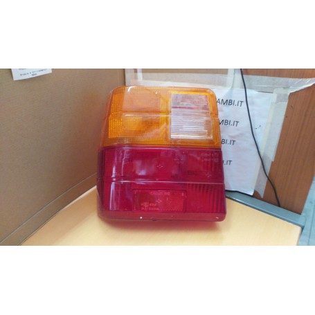 PLASTICA FANALE POSTERIORE SINISTRA FIAT UNO PRIMA SERIE DAL 1983 AL 1989 SCAFF.FARI PIAN.27
