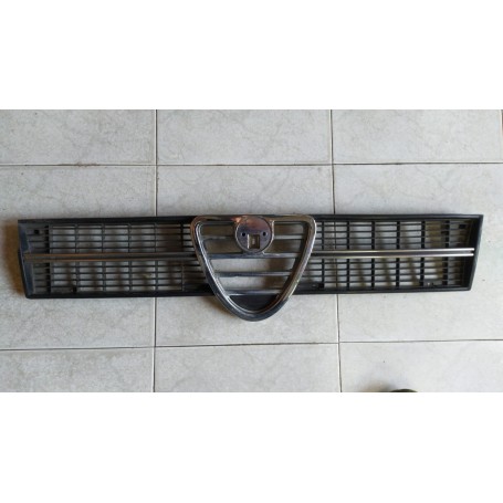 GRIGLIA ANTERIORE MASCHERINA ALFA ROMEO ALFA SUD PRIMA SERIE SCAFF.DISCHI
