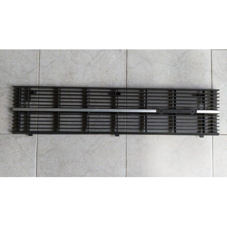 GRIGLIA MASCHERINA ANTERIORE INNOCENTI MINI 90 SCAFF.DISCHI FR.