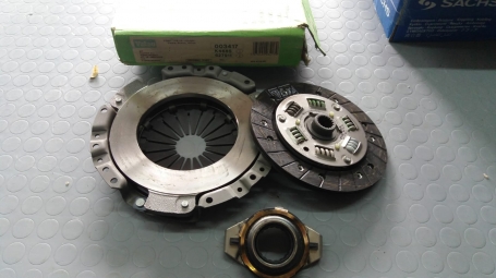 KIT FRIZIONE FORD FIESTA I DAL 1976 0.9 -1.0 - 1.1 CASSA 118/A VALEO