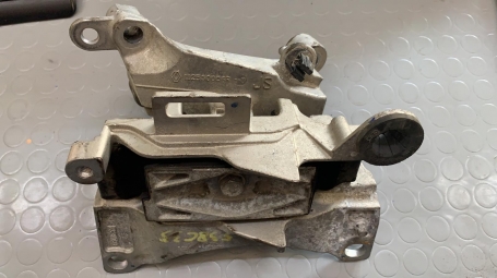 SUPPORTO MOTORE GRAND SCENIC 3/SCENIC 3/MEGANE 3