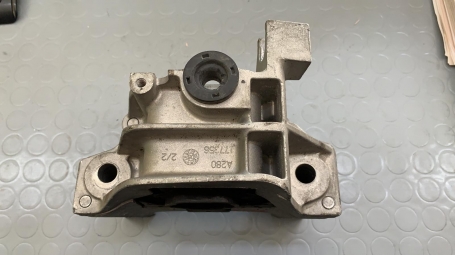 SUPPORTO MOTORE FIAT BRAVO 