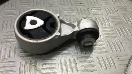 SUPPORTO MOTORE RENAULT DISPONIBILE BIRTH 