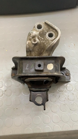 SUPPORTO MOTORE TOYOTA YARIS 