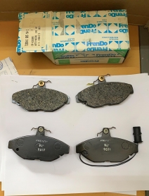 KIT PASTIGLIE FRENO ANTERIORE 