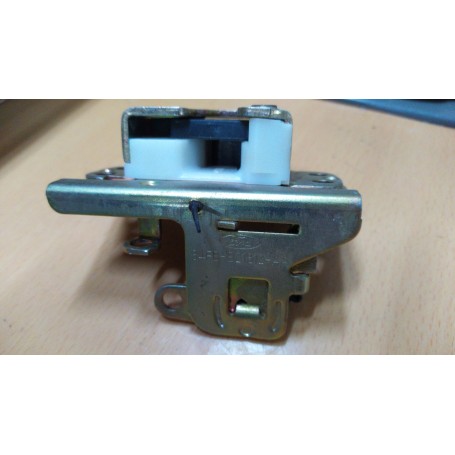 SERRATURA PORTA ANTERIORE DESTRA FORD FIESTA DAL 1983 IN PO ORIGINALE FORD 84FB-B21812-AA CASSA 183/A