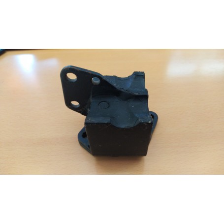 SUPPORTO CAMBIO SINISTRO ALFA ROMEO 75 - 90 CASSA 159/A