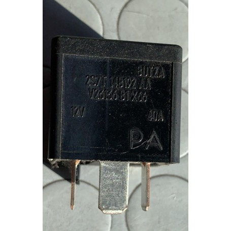 RELE MULTIUSO FORD JAGUAR 4 PIN 12V 40A USATO CASSA 253/A