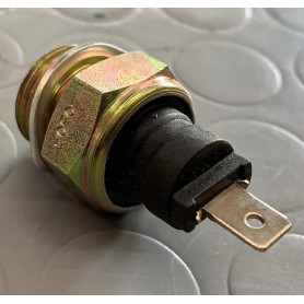 INTERRUTTORE A PRESSIONE OLIO VOLVO 780 COUPE INTERMOTOR 50861 POS.ORIGINALE