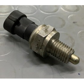 INTERRUTTORE LUCE RETROMARCIA OPEL OMEGA A-OMEGA B INTERMOTOR 54611 POS.ORIGINALE