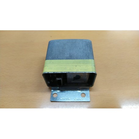 REGOLATORE DI TENSIONE BOSCH 14V 0190601006 CASSA 178/A