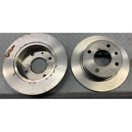 COPPIA DISCHI FRENO ANTERIORI FORD ESCORT 81-86-III-IV-ORION I-II DISP.PILENGA 5270 SCAFF.DISCHI.PIAN.3