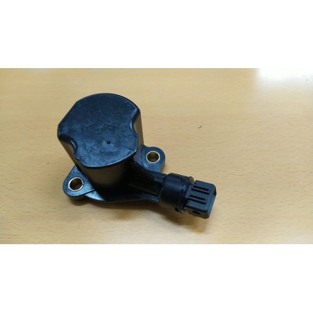 INTERRUTTORE RETROMARCIA AUDI SKODA VW - AUDI-VOLKSWAGEN 02A945413C FACET 7.6193 CASSA 22/B