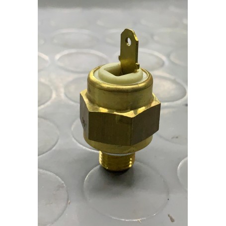 SENSORE TERMOCONTATTO SPIA REFRIGERANTE VW GOLF II-GOLF III- PASSAT-CORRADO EPS 1.840.093 CASSA 258/A