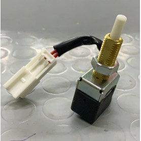 SENSORE INTERRUTTORE LUCE FRENO HYUNDAI LANTRA II-TERRACAN-COUPE EPS 1.810.174 CASSA 259/A