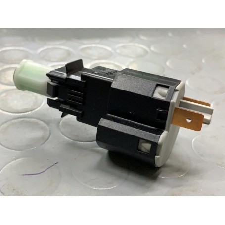 INTERRUTTORE LUCE FRENO OPEL OMEGA B EPS 1.810.162 CASSA 259/A