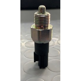 INTERRUTTORE LUCE RETROMARCIA MAZDA-NISSAN-RENAULT DISP EPS 1.860.232 CASSA 267/A