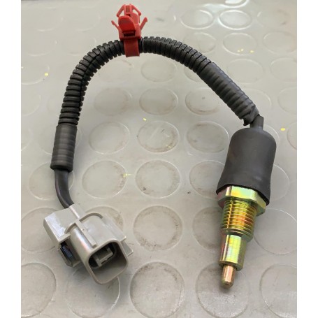 INTERRUTTORE LUCE RETROMARCIA HONDA CIVIC VI-CR-X III DISP EPS 1.860.174 CASSA 8/B