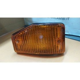 FANALINO FRECCIA ANTERIORE SINISTRO PER AUTOBIANCHI A112 modelli dal 1977 al 1982 SCAFF.FARI PIAN32