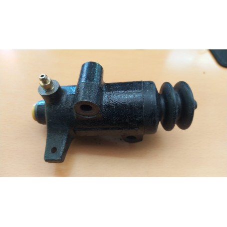 CILINDRO RIPETITORE FRIZIONE IVECO 645N-N1-N2-N3-662N1-N2-N3-650N-N1-N2-OM100 CASSA 296/A