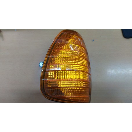 FANALE ANTERIORE SINISTRA FRECCIA MERCEDES W123 ARIC 11.602150 CASSA 146/A