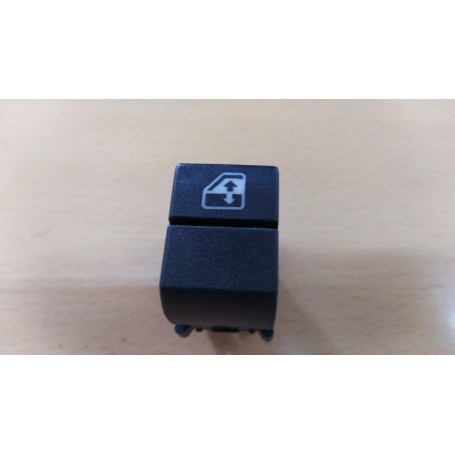 PULSANTE ALZAVETRO FIAT CROMA PRIMA SERIE 82417274 CASSA 300/A