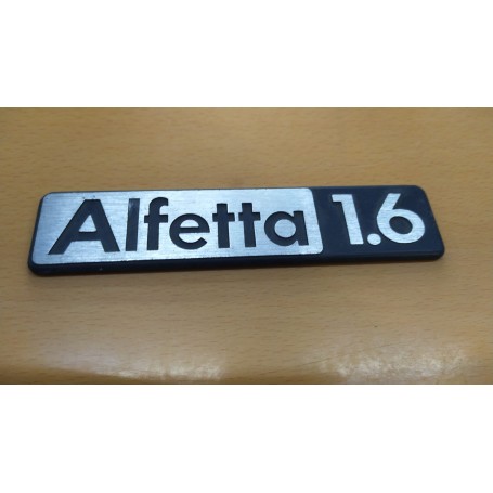 FREGIO SIGLA POSTERIORE ALFETTA 1.6 CASSA 140/A