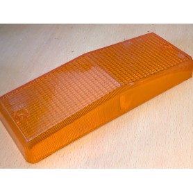 PLASTICA FANALE FRECCIA POSTERIORE SX-DX FIAT 124 2a SERIE SCAFF. FARI PIAN. 31