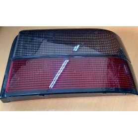 PLASTICA FANALE POSTERIORE DESTRO FUME' FIAT CROMA DAL 91 DISP. ORIGINALE FIAT 82466591 SCAFF.FARI PIAN. 32