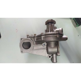 POMPA ACQUA AUDI A4 - PASSAT - AUDI A6 - COMPLETA DI SUPPORTO CASSA 173/A