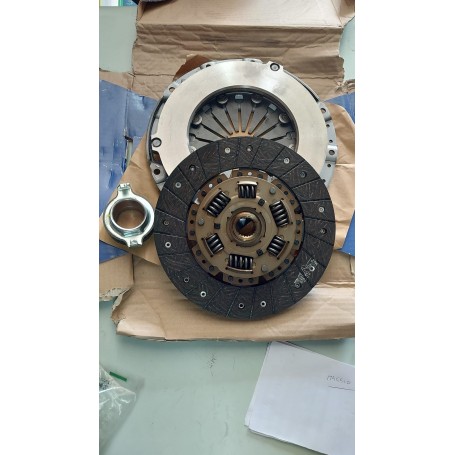 KIT FRIZIONE KIA SPORTAGE 2.0 D DISPONIBILE AISIN - IPS ICK-5304