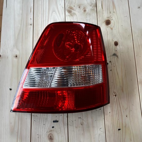FANALE POSTERIORE DESTRO KIA SORENTO DAL 2002 AL 2006