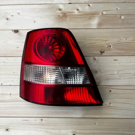 FANALE POSTERIORE DESTRO KIA SORENTO DAL 2002 AL 2006