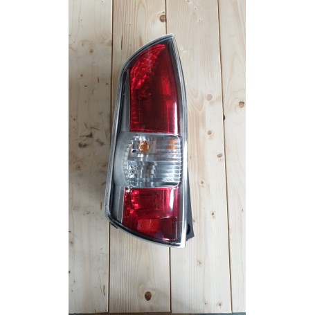 FANALE POSTERIORE SINISTRO LATO GUIDA DAIHATSU SIRION DAL 2005 AL 2008