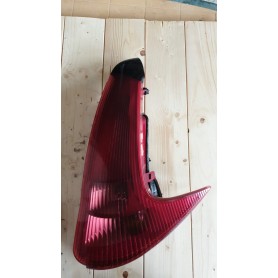 FANALE POSTERIORE DESTRO PEUGEOT 206 MK2 DAL 2000 AL 2009