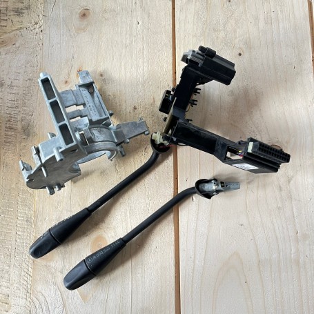 DEVIOSGANCIO DEVIOLUCI MERCEDES CLS DAL 2004 AL 2010